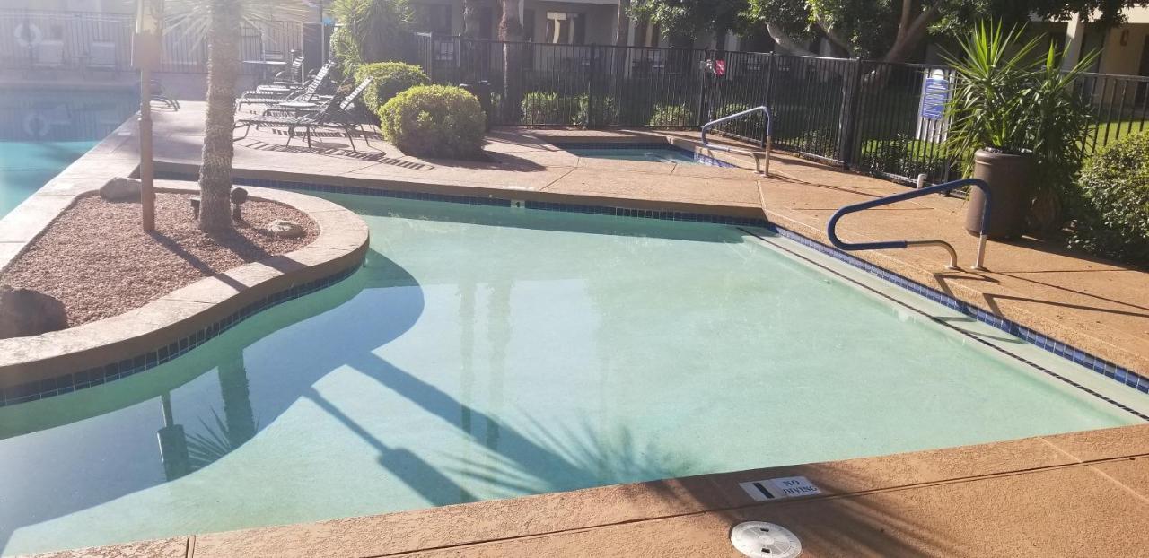 Great Location Condo Σκότσντεϊλ Εξωτερικό φωτογραφία